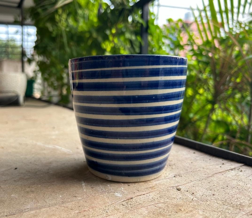 Pot ceramic cone blue -5 inch
