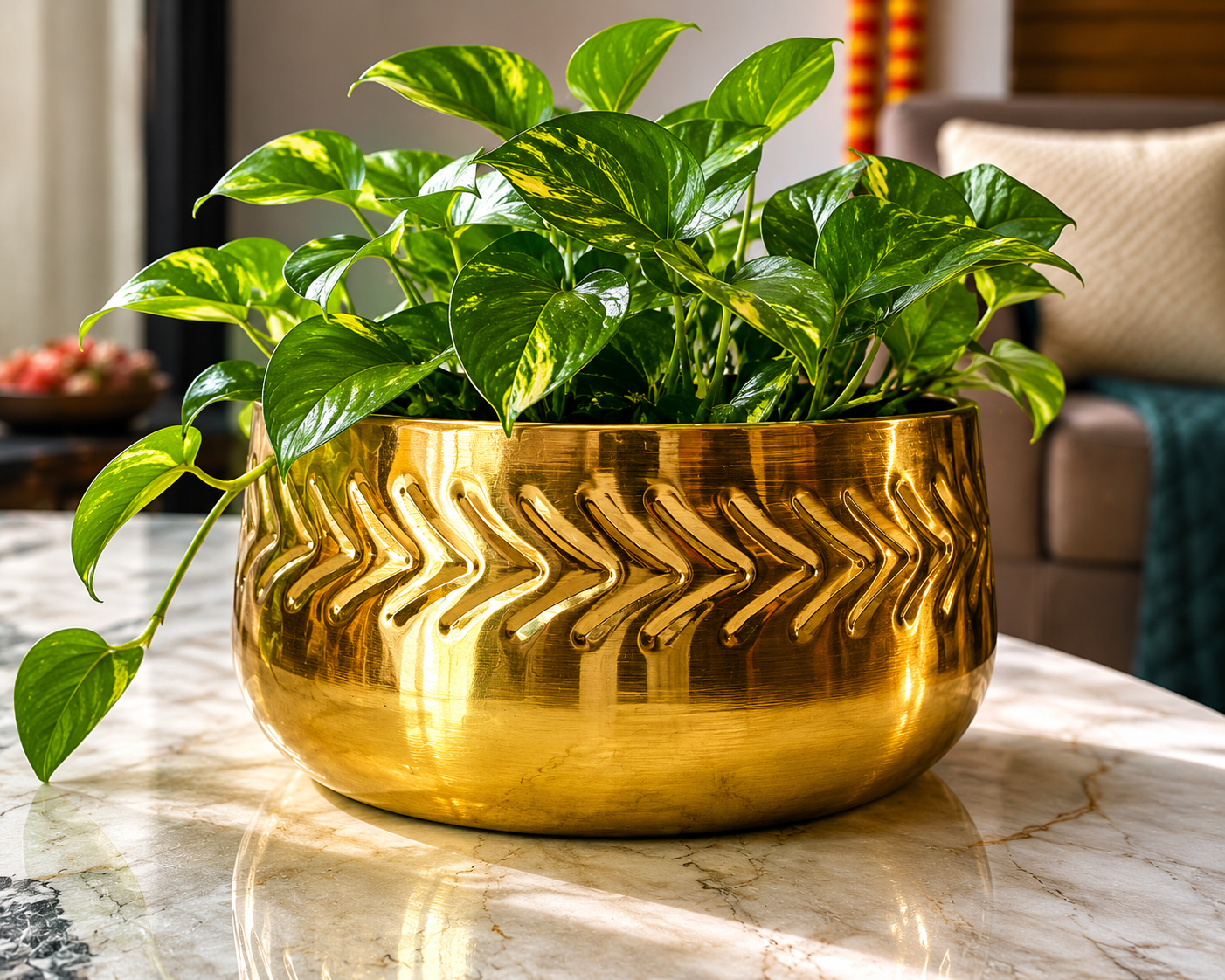 Gold Finish Arrow hammered 5" Metal Pot